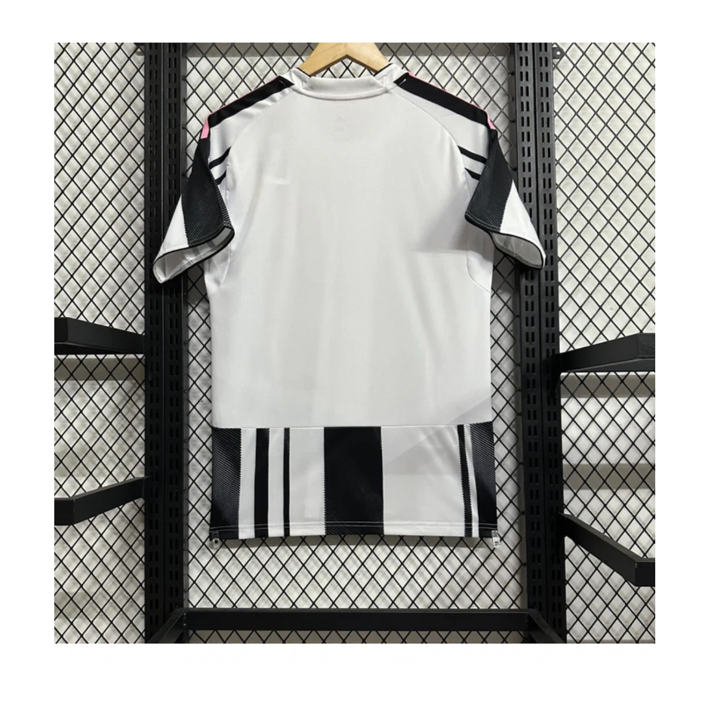Juventus Domicile — Arrière